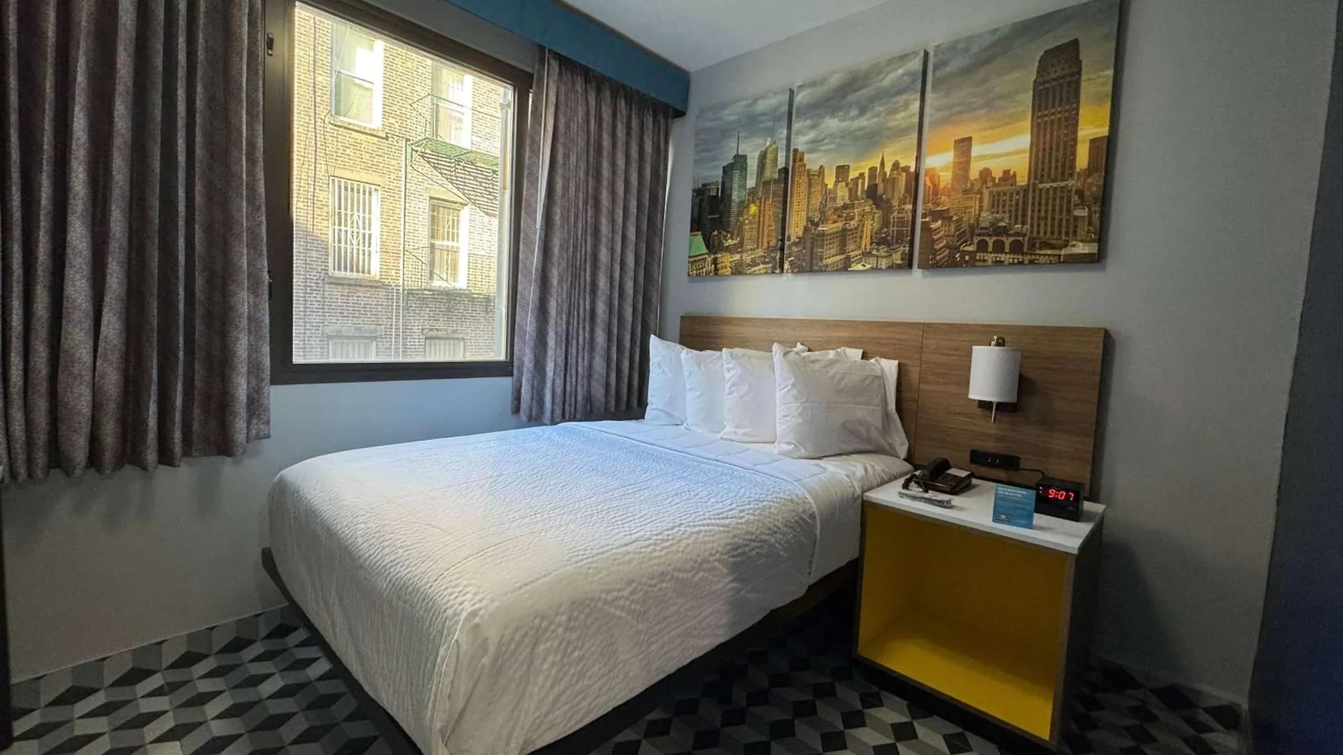 Days Inn By Wyndham New York Chinatown 0*,